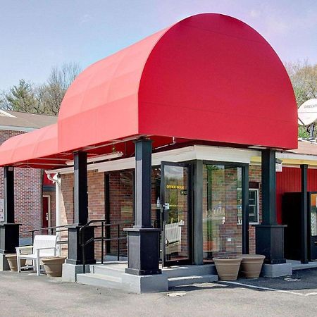 Econo Lodge Sharon Eksteriør billede