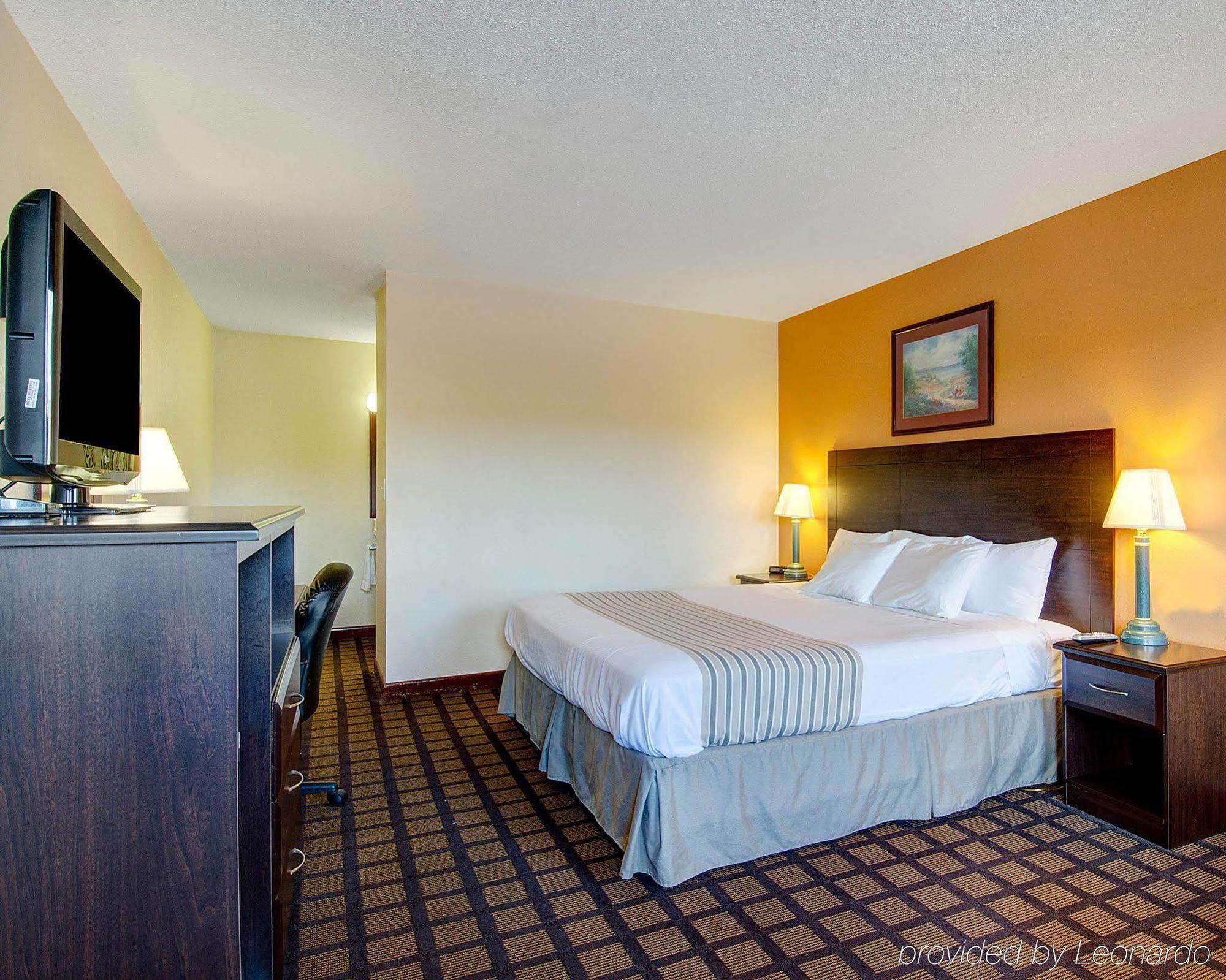 Econo Lodge Sharon Eksteriør billede