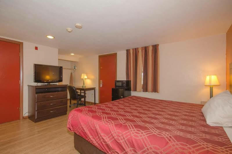 Econo Lodge Sharon Eksteriør billede